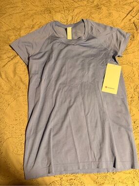 lululemon athletica Short Sleeve Tee - Lavender Blue